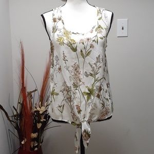Caution to the Wind Sleeveless Top Size Large
